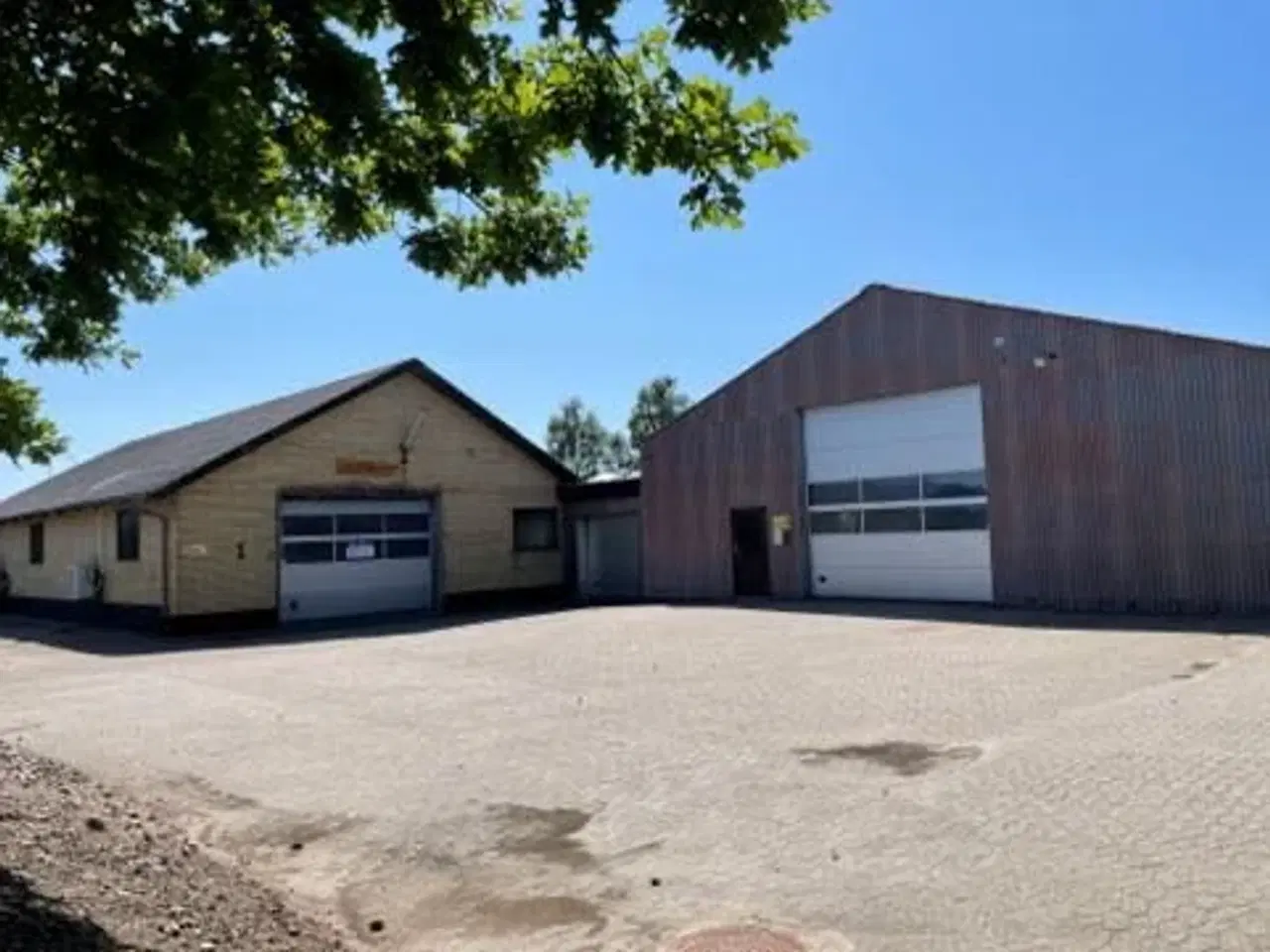 Billede 1 - Værksted/hal med kontor til leje – Lunderskov