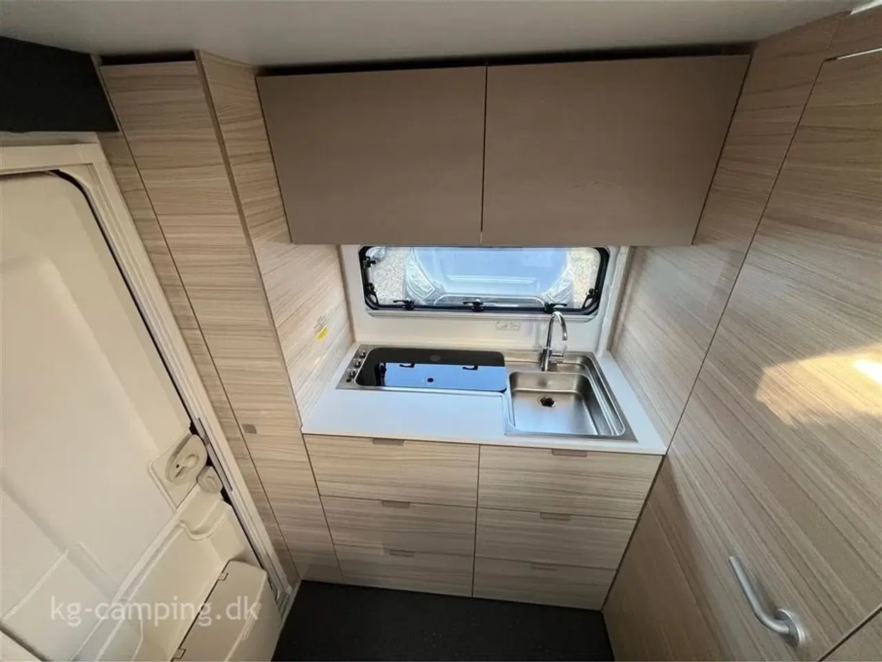 Billede 11 - 2026 - Adria Altea 542 PH   Ny Altea med fritstående dobbeltseng.