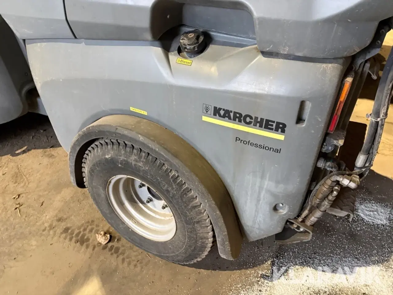 Billede 6 - Fejemaskine Kärcher M130