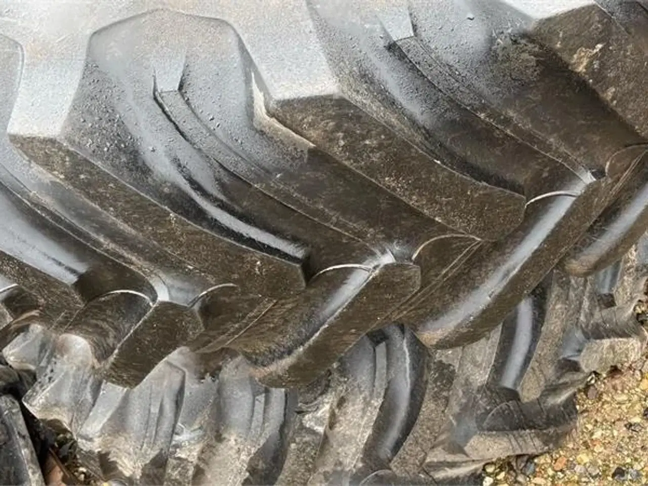 Billede 5 - Firestone 520/85R38 / 20.8R38 20.8-38 med 8 spænder