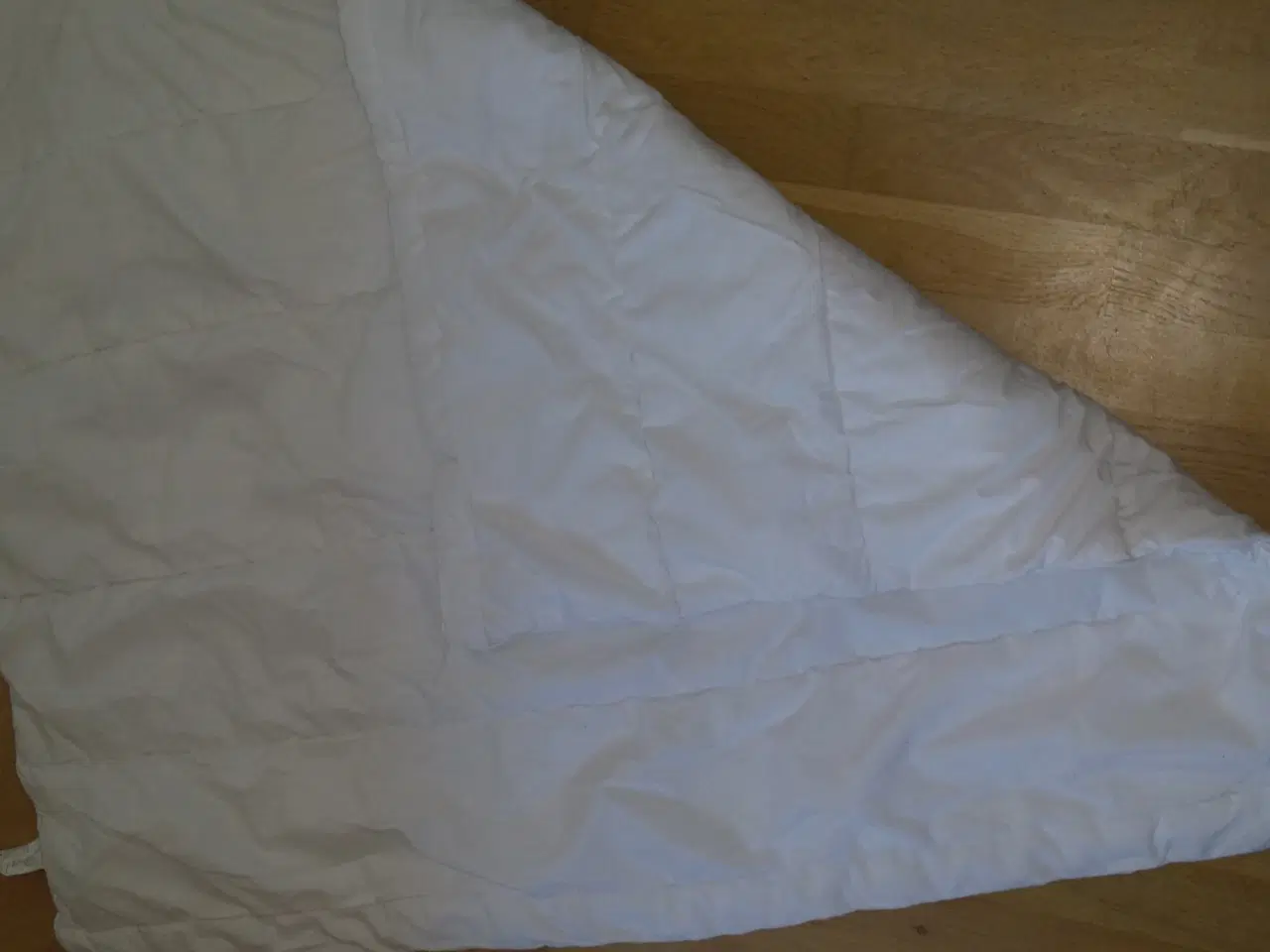 Billede 2 - Baby-/Junior dyne		