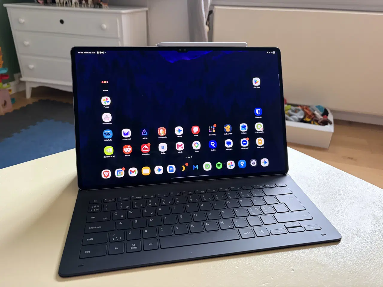 Billede 5 - Samsung Tab S10 Ultra 256 gb Grå med tastatur