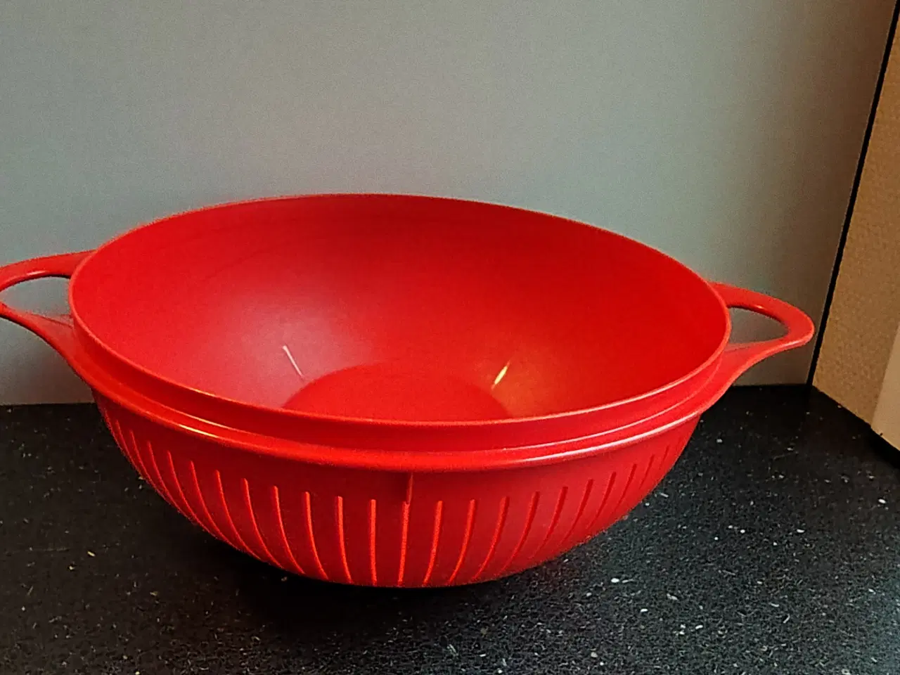 Billede 18 - Tupperware forskelligt 