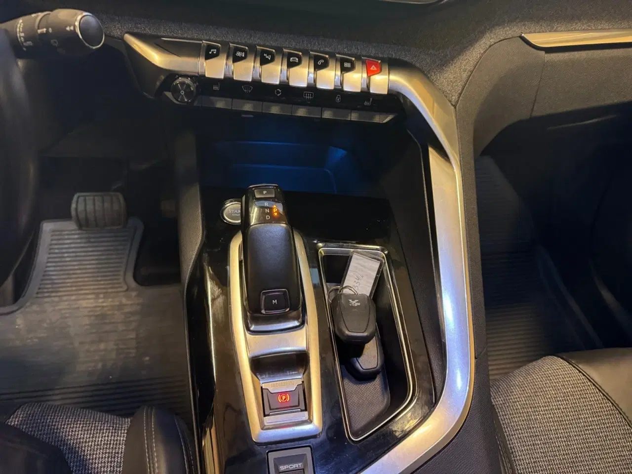 Billede 12 - Peugeot 3008 1,2 e-THP 130 Allure EAT6