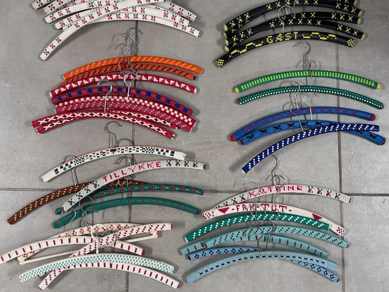 Billede 2 - Retro bøjler