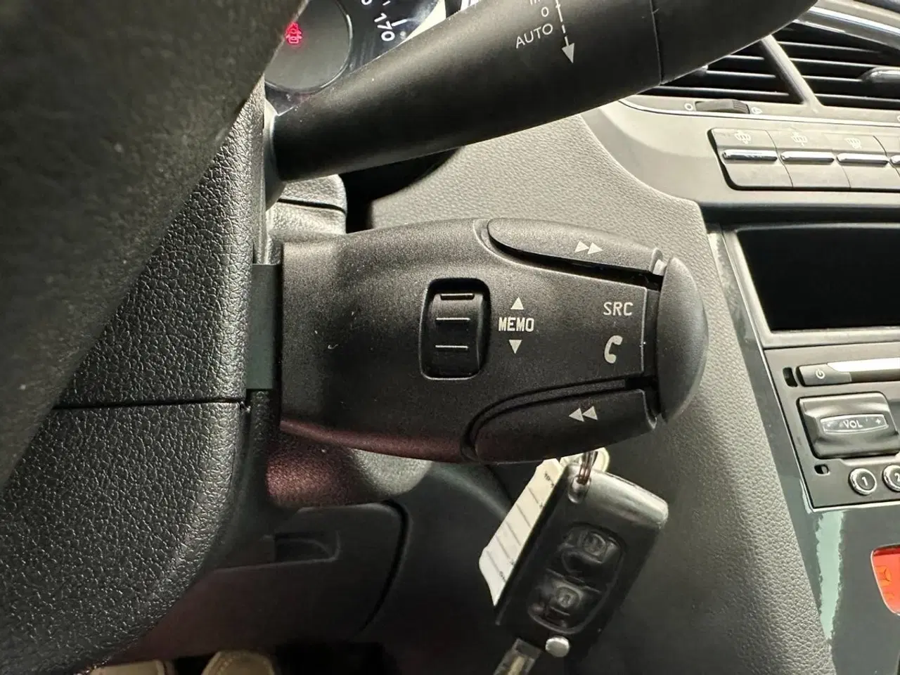 Billede 12 - Peugeot 5008 1,6 BlueHDi 120 Allure 7prs