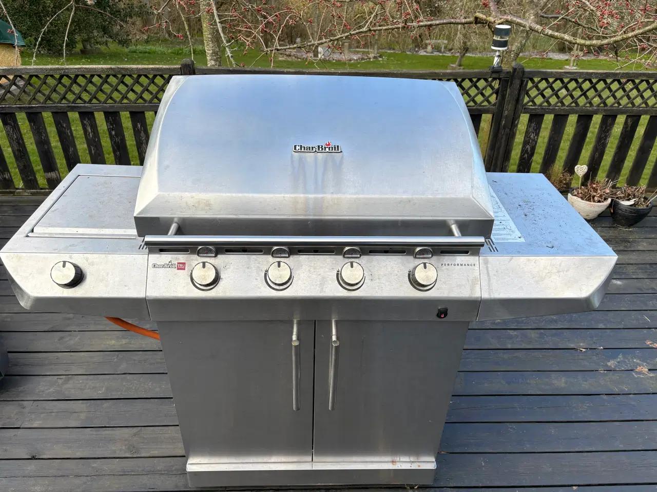 Billede 1 - Charbroil gasgrill 4+1 brænder