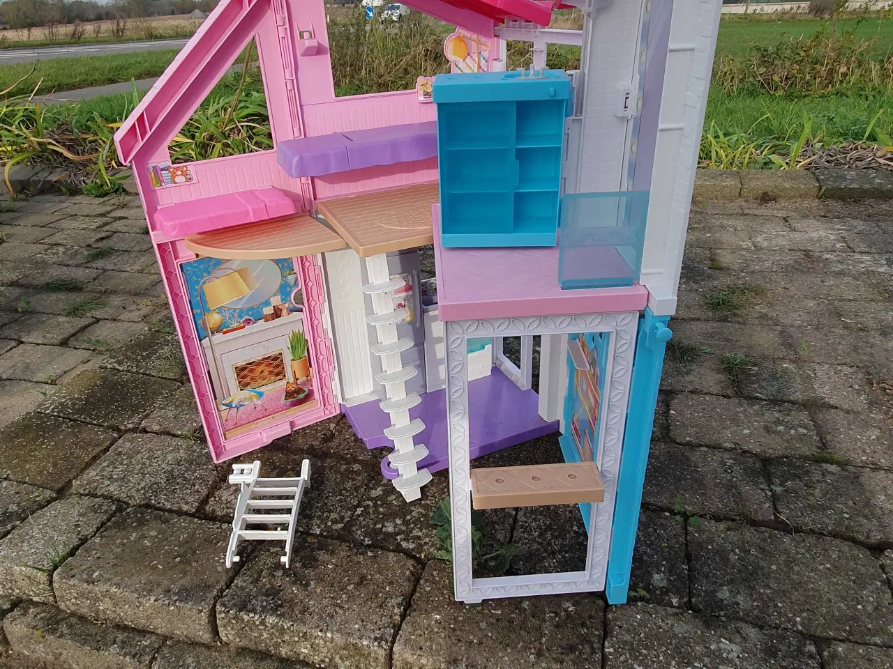 Billede 4 - Barbie  Barbie dreamhouse adventures hus