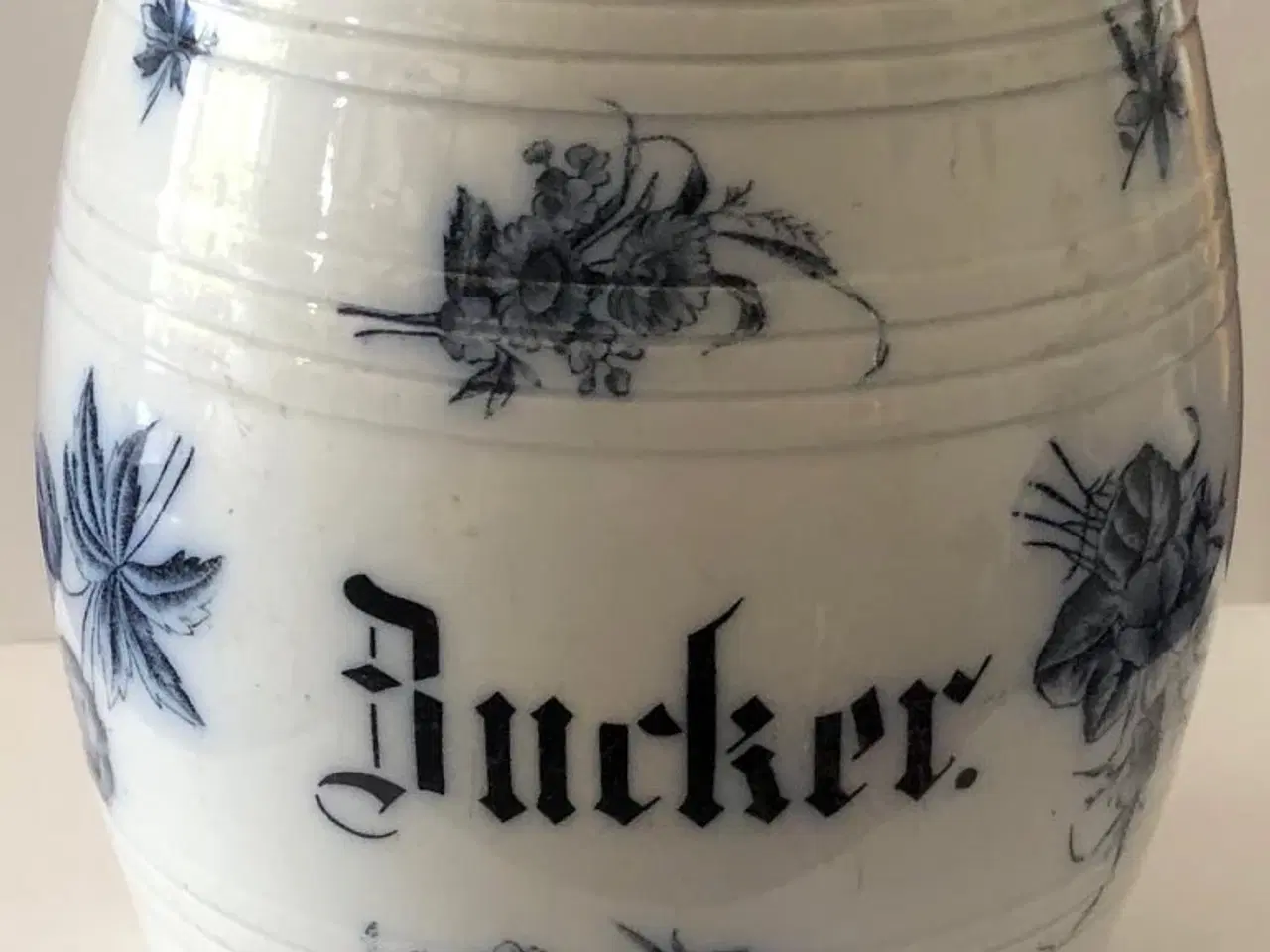 Billede 1 - Sukker krukke i fin stand med lidt patina 