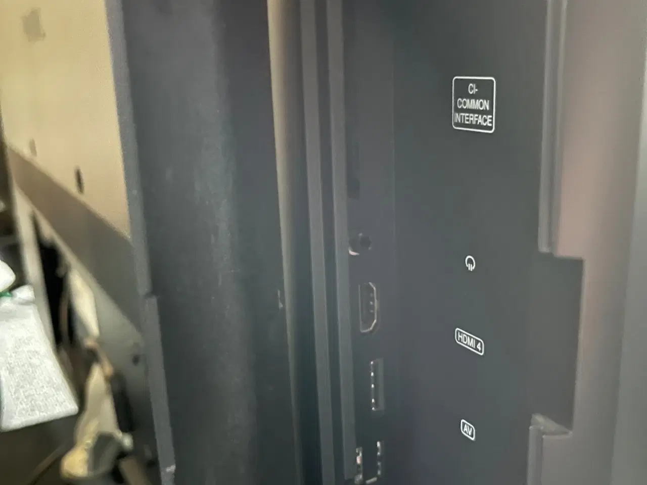 Billede 4 - LOEWE 40" I GOD STAND, MED ET RIGTIG GODT BILLEDE