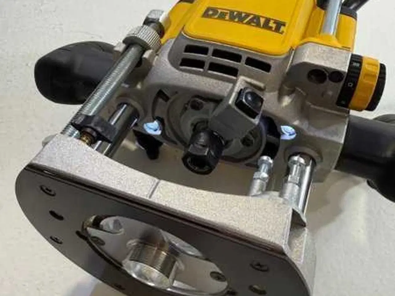 Billede 6 - DeWalt DWE625 Håndoverfræser 2300W