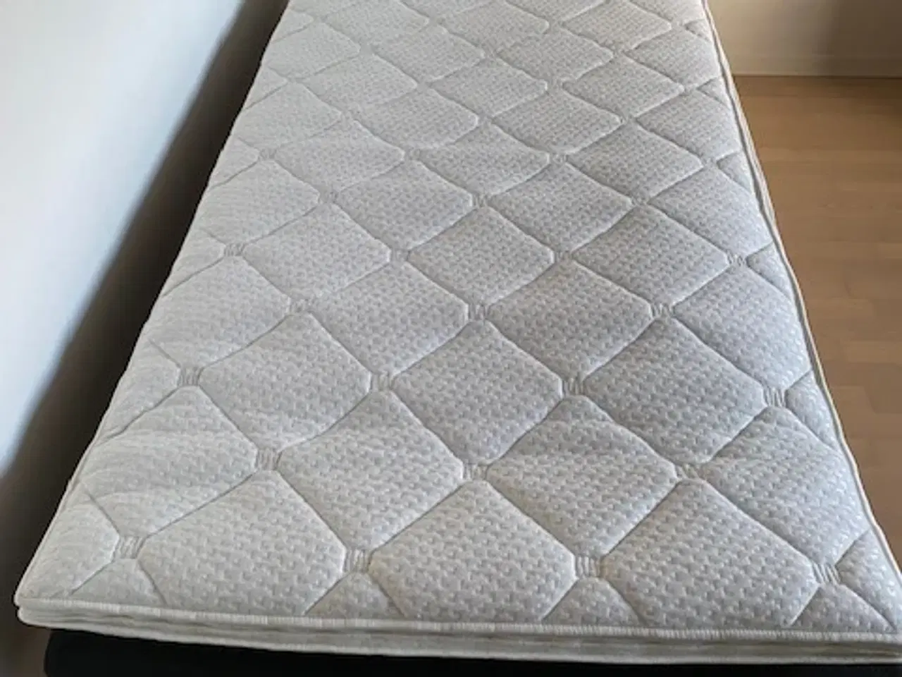 Billede 4 - 2 x boksmadras 90 x 200 (svarende til dobbeltseng)