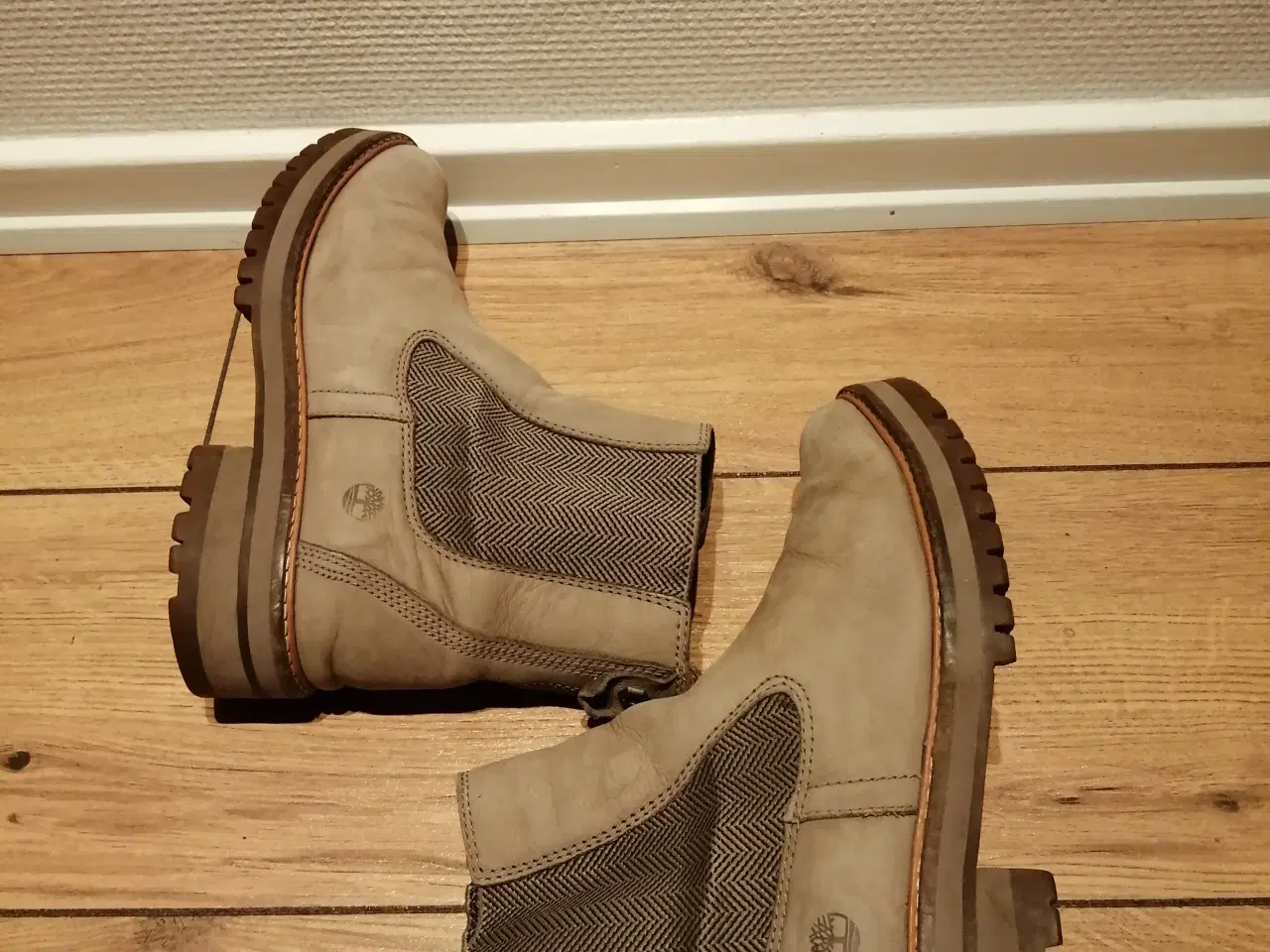 Billede 1 - TIMBERLAND, str. 40.