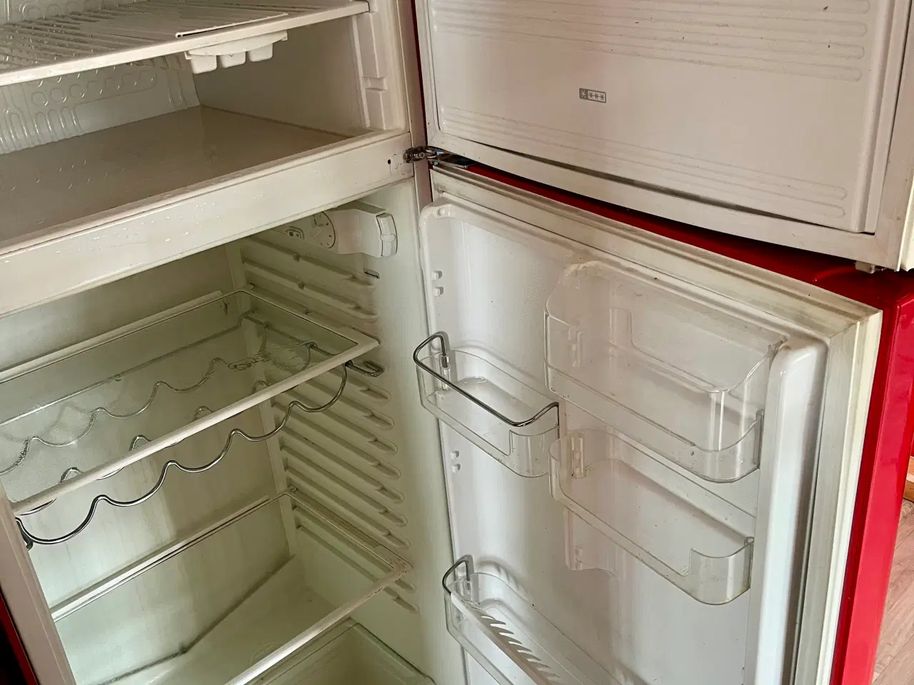 Billede 1 - Afhent gratis SMEG køleskab