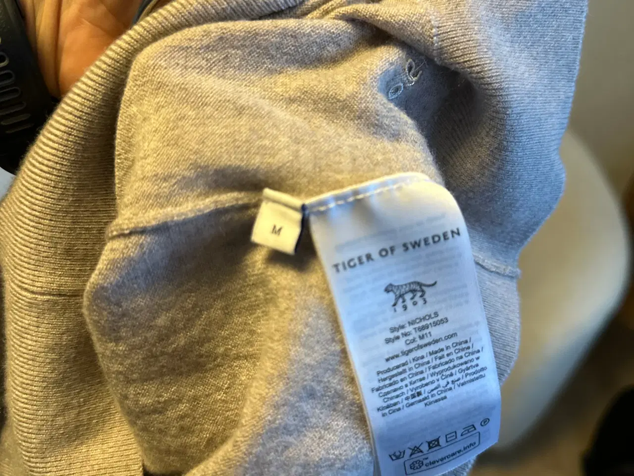 Billede 4 - Tiger of Sweden Striktrøje Herre M Beige