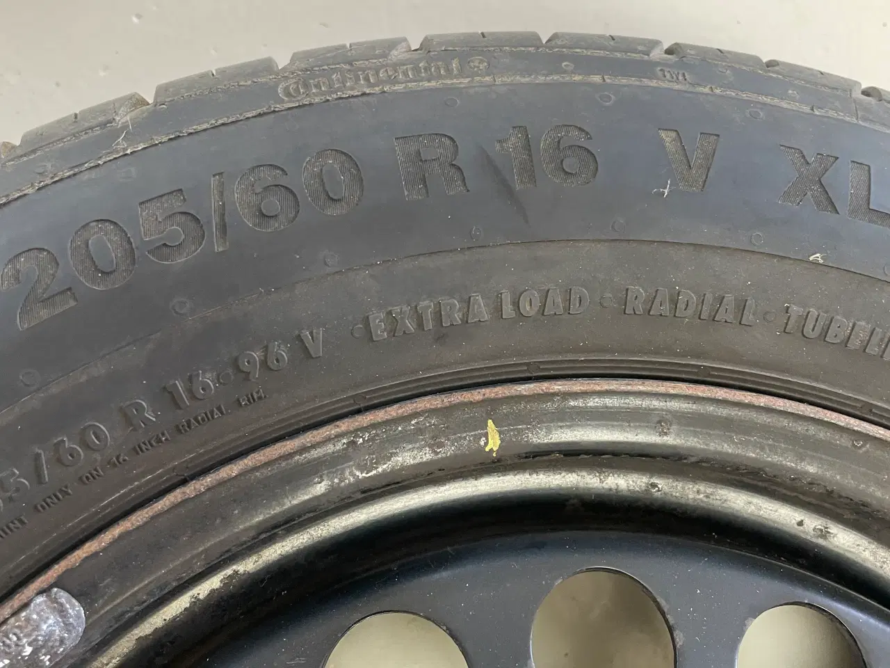 Billede 4 - Dæk Continental 205/60-16