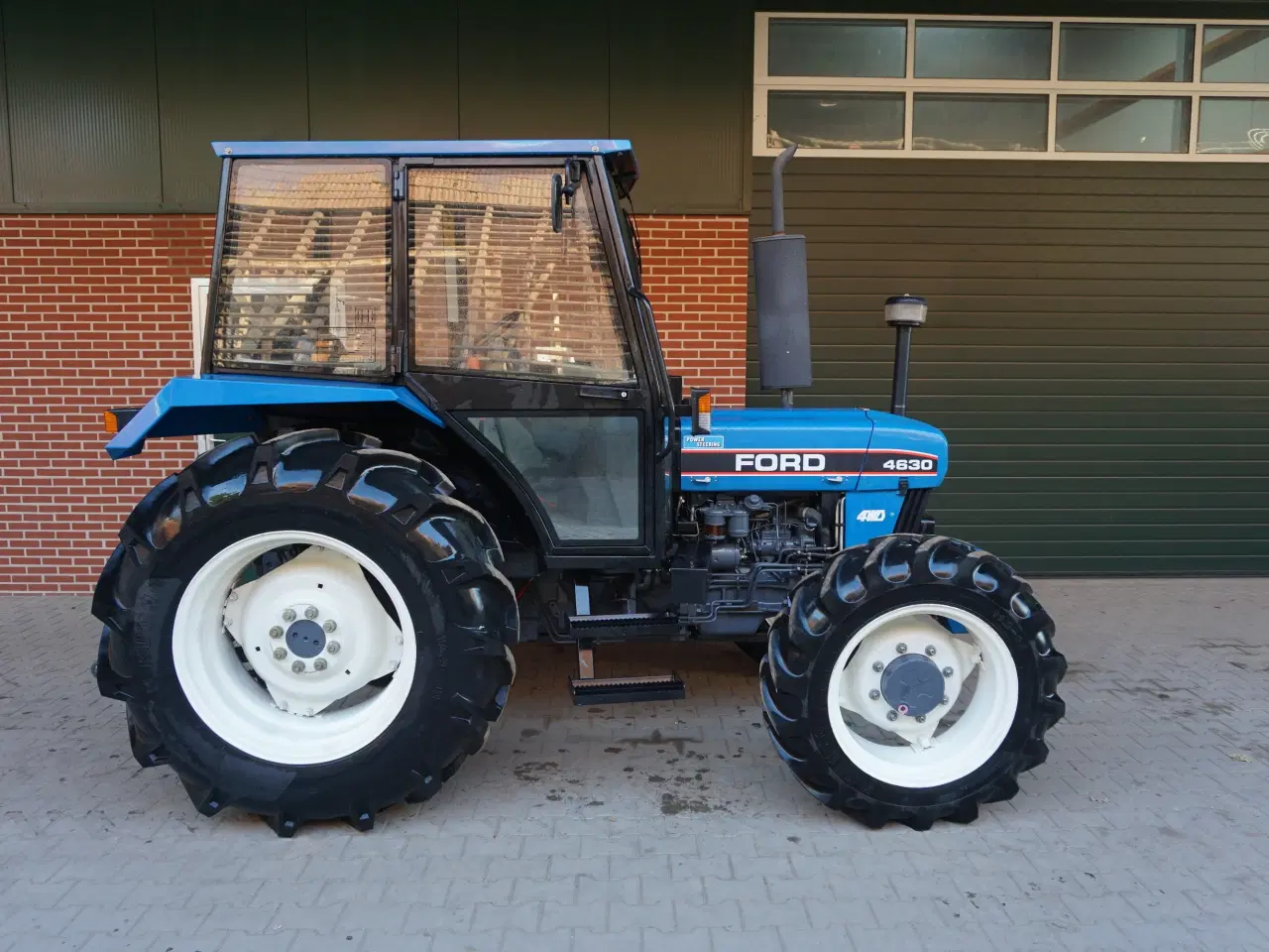 Billede 3 - New Holland Ford 4630 med kun 86 timer fra ny!