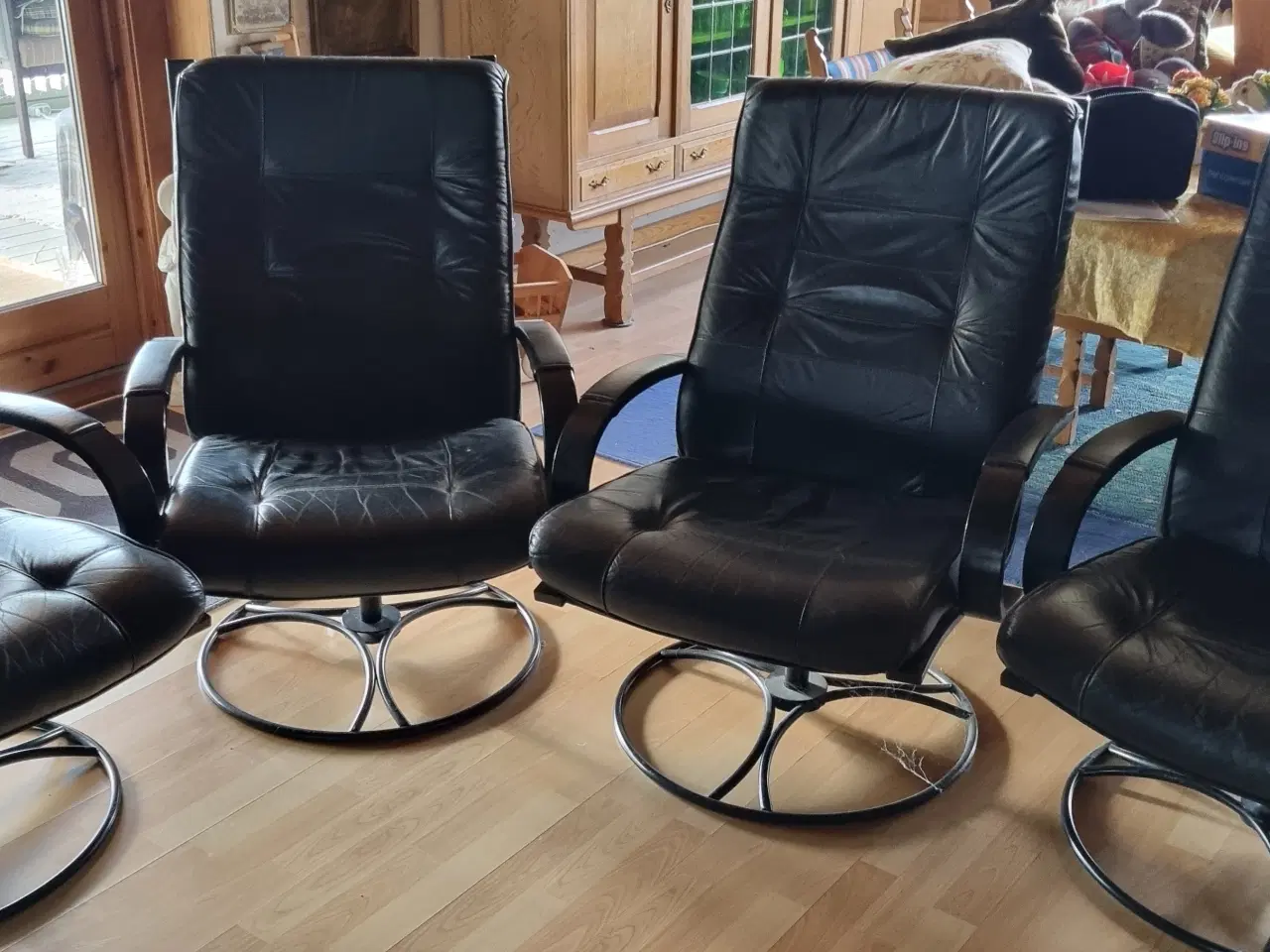 Billede 1 - 4 lænestole med drejefod, sort nappa