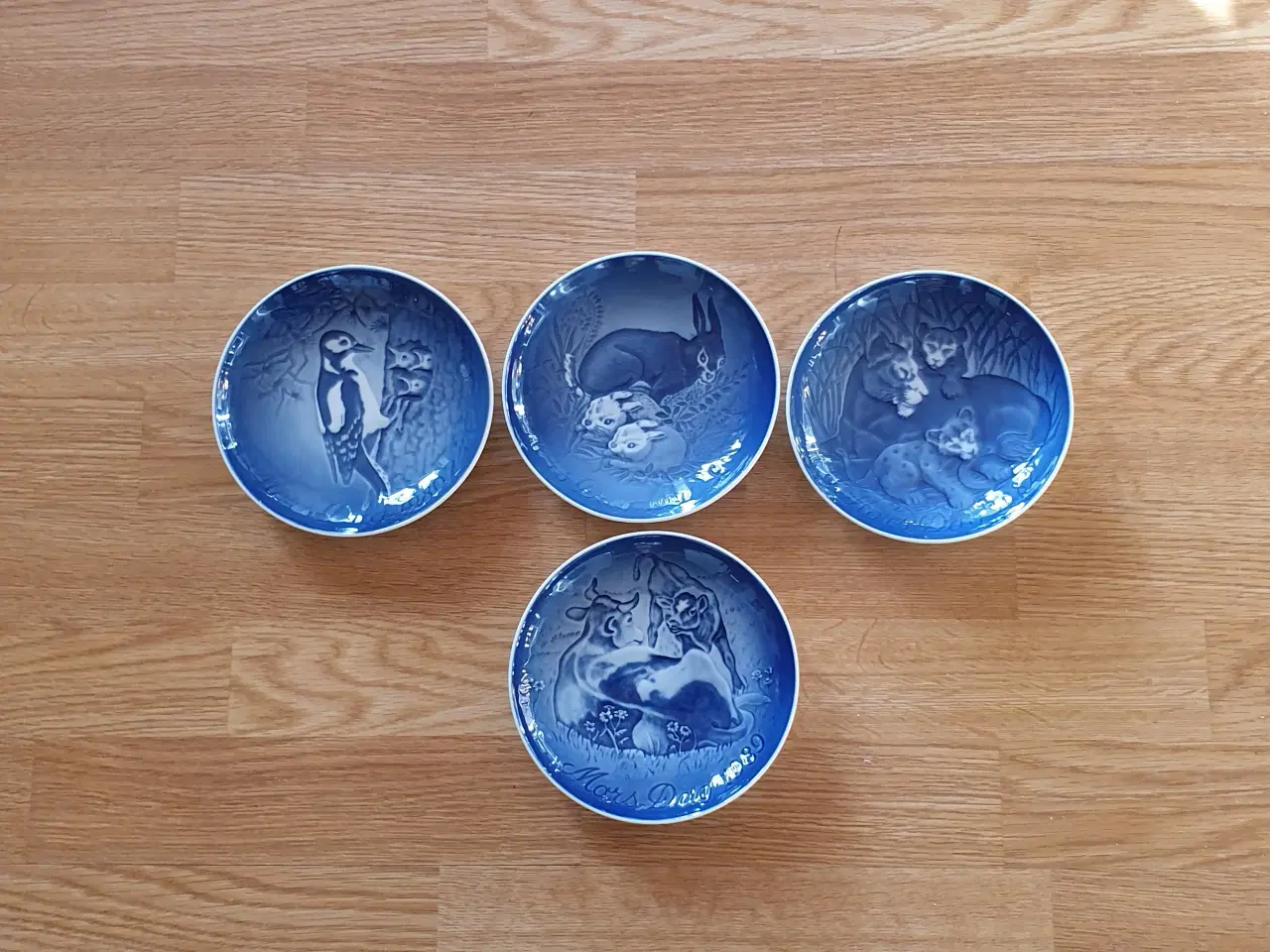 Billede 2 - Platter Mors Dag B&G 14stk pris 10krstk SE 3 fotos