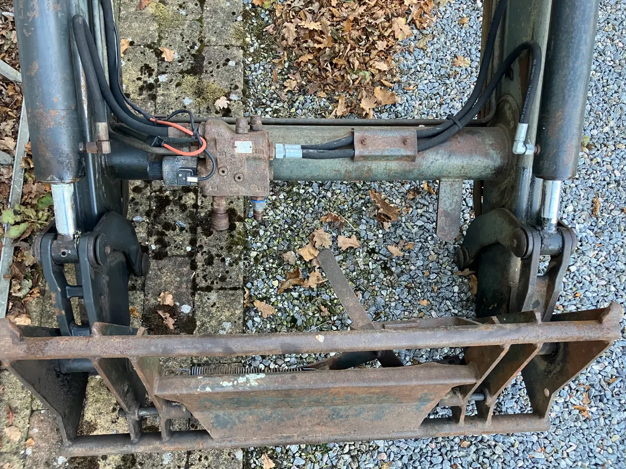 Billede 4 - ÅLØ Quicke 675 med beslag til case mx110