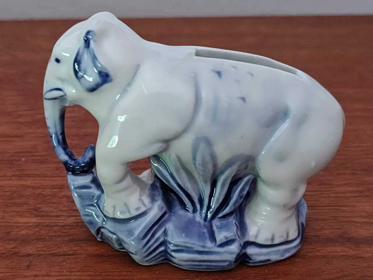 Billede 2 - Lille flot elefant sparebøsse