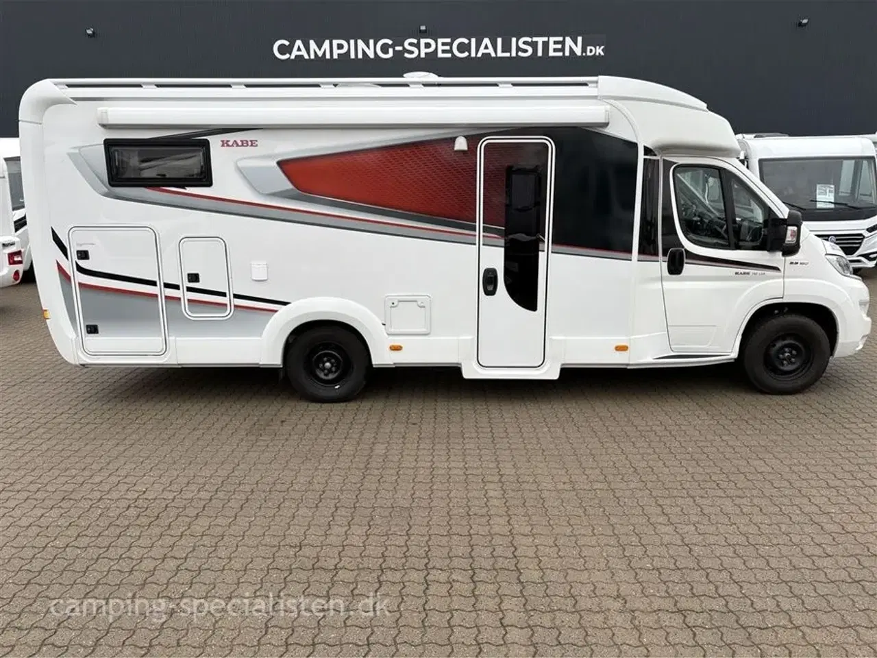Billede 1 - 2021 - Kabe Travel Master Classic 740 LGB   Kabe Travel Master Classic 740 LGB 2021 - Se den nu hos Camping-Specialisten.dk