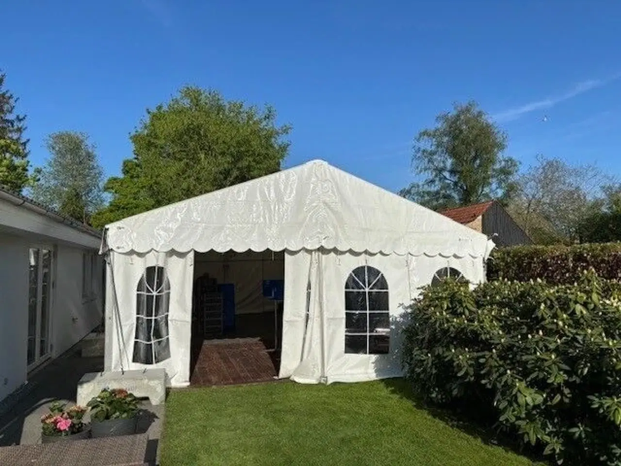 Billede 1 - Partytelt, mrk. Röder, 6x12 meter