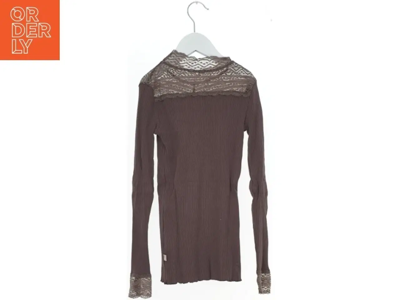 Billede 2 - Langærmet bluse med blonde detaljer fra Pomp de Lux (str. 152)