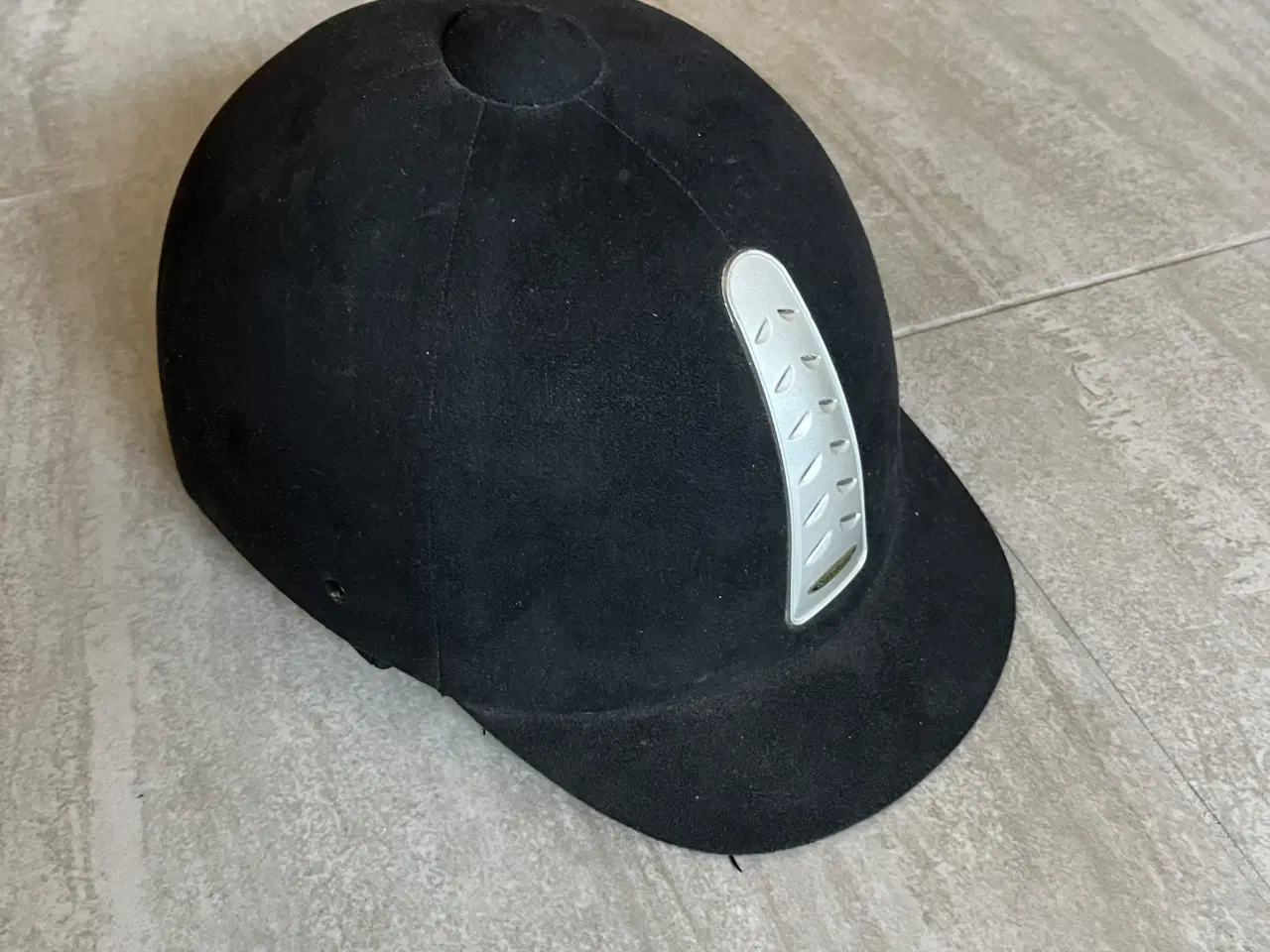 Billede 1 - Ridehjelm str 54 Halo Rider