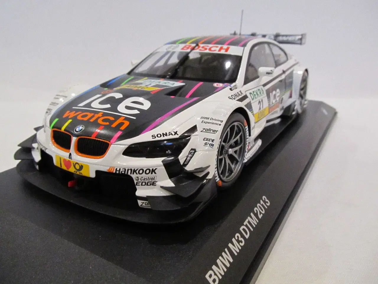 Billede 1 - 2012 BMW M3 DTM M-Power 1:18  MINICHAMPS