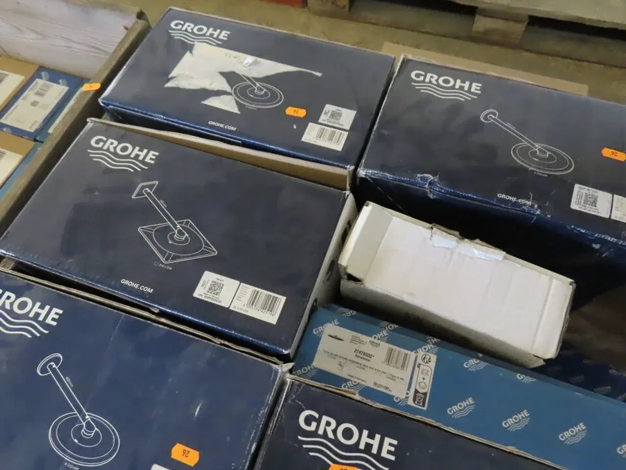 Billede 5 - Palle med div. Brusehoveder og dele - GROHE