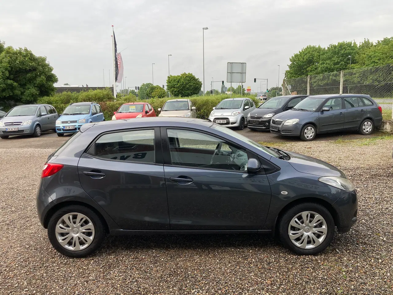 Billede 2 - Mazda 2 Nysyn Meget pæn og velholdt