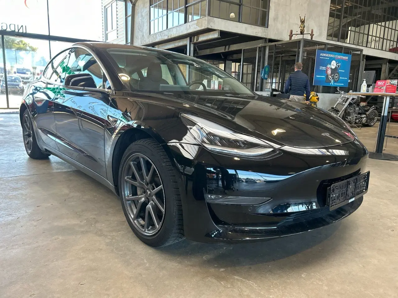 Billede 1 - Tesla Model 3  Standard Range+ RWD