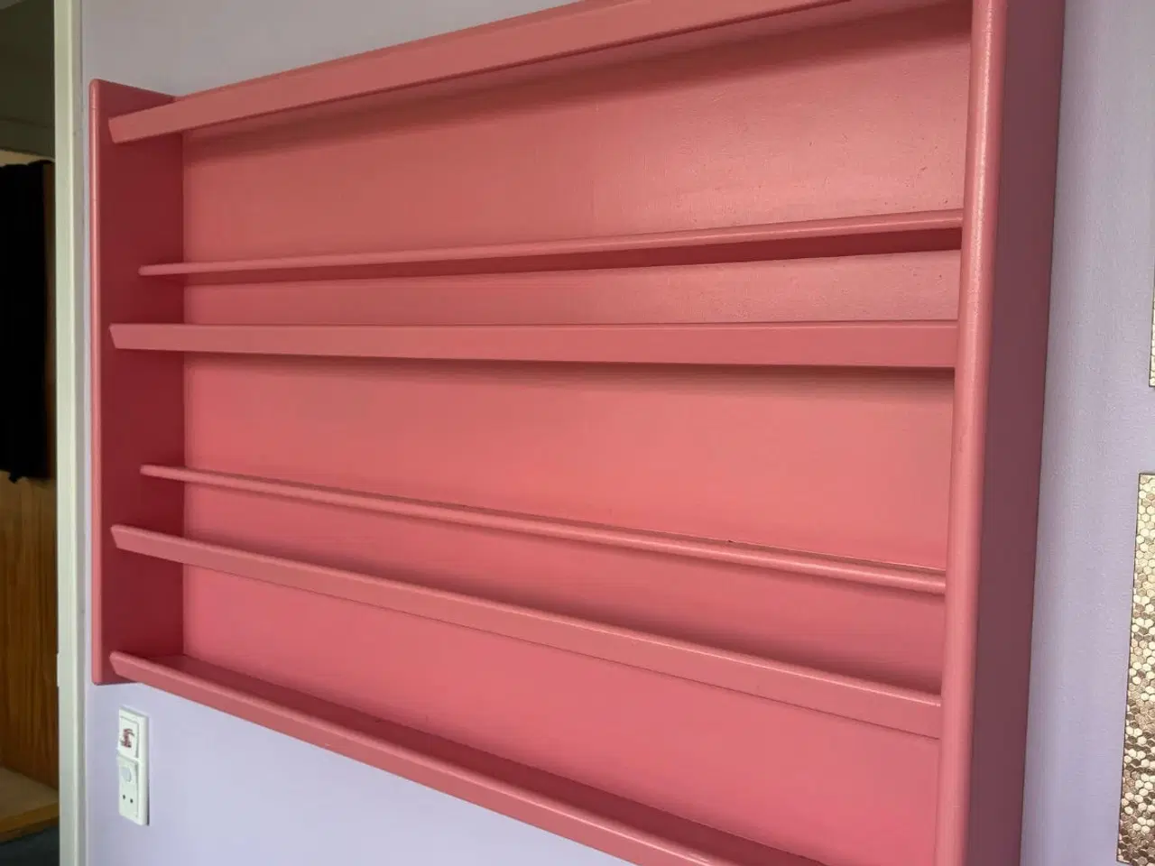 Billede 4 - Boghylde / tallerkenhylde