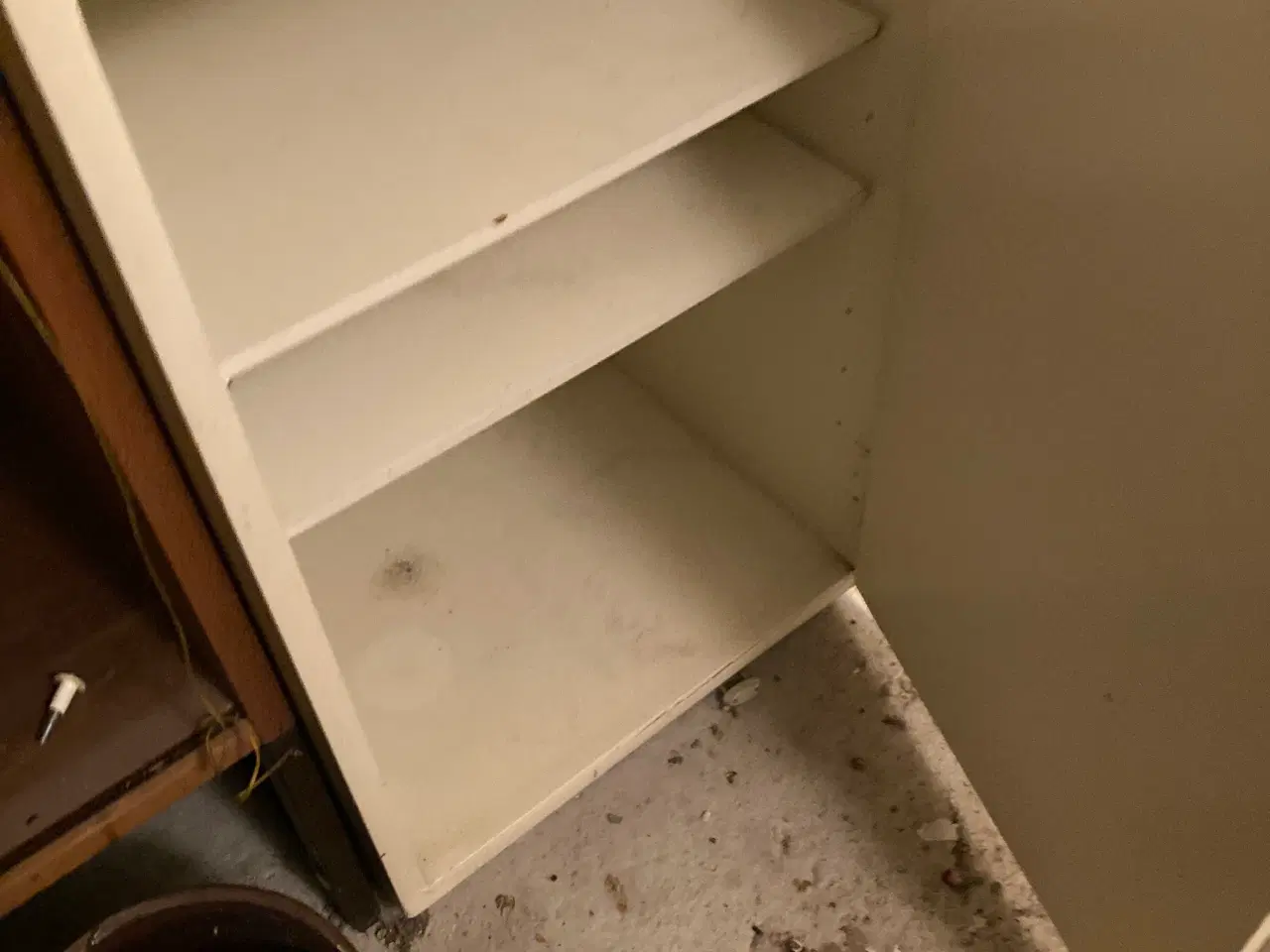 Billede 3 - Skab  og kommoder