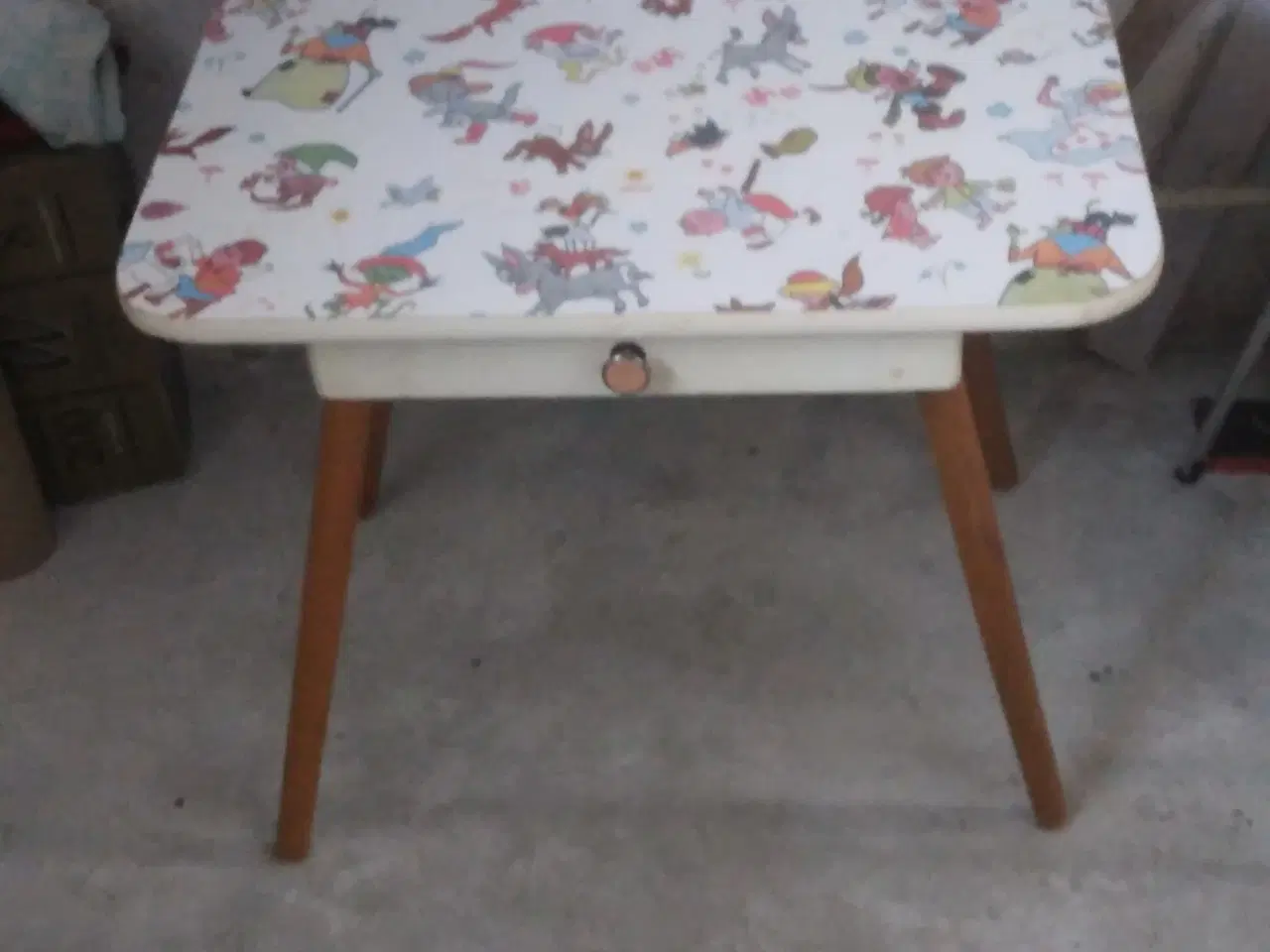 Billede 3 - Børnemøbler - bord, stol, kaffestel