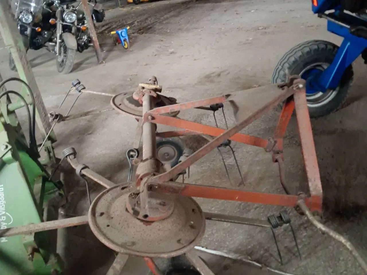 Billede 1 - Kuhn høvender