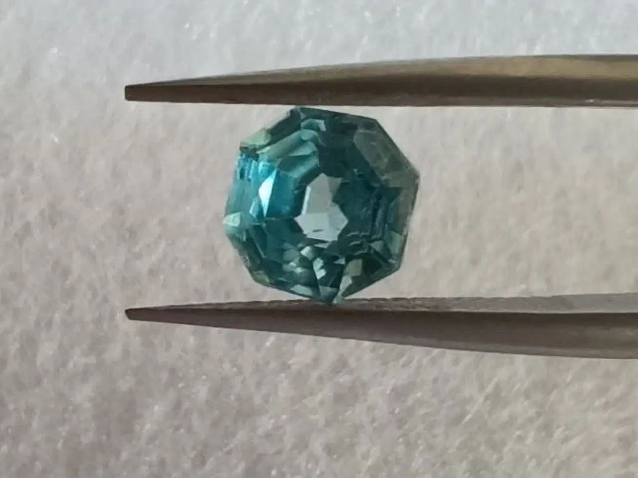 Billede 6 - 2.10 Karat Naturlig Ubehandlet Cambodia Blå Zirkon