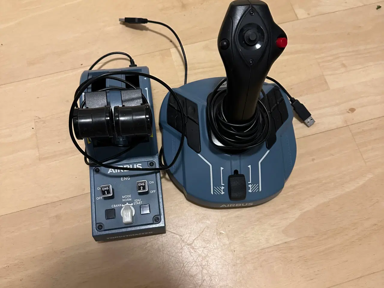 Billede 1 - Thrustmaster TCA officer pack