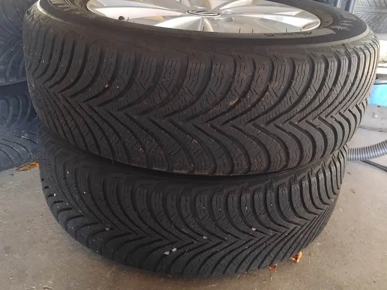 Billede 5 - Vinterdæk 15" VW 15" alu
