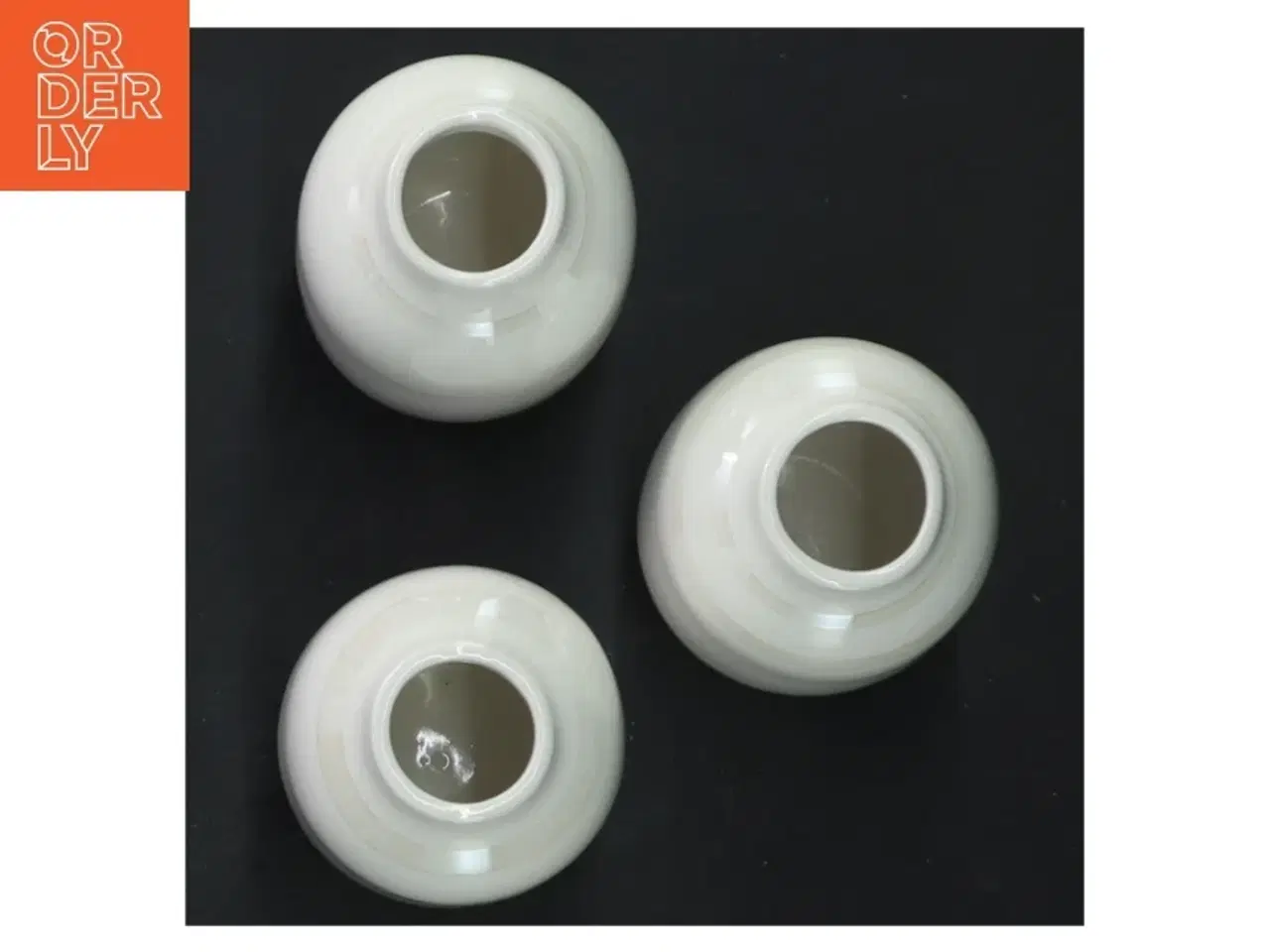 Billede 2 - Sæt med tre vaser fra Kähler (str. 8 cm)
