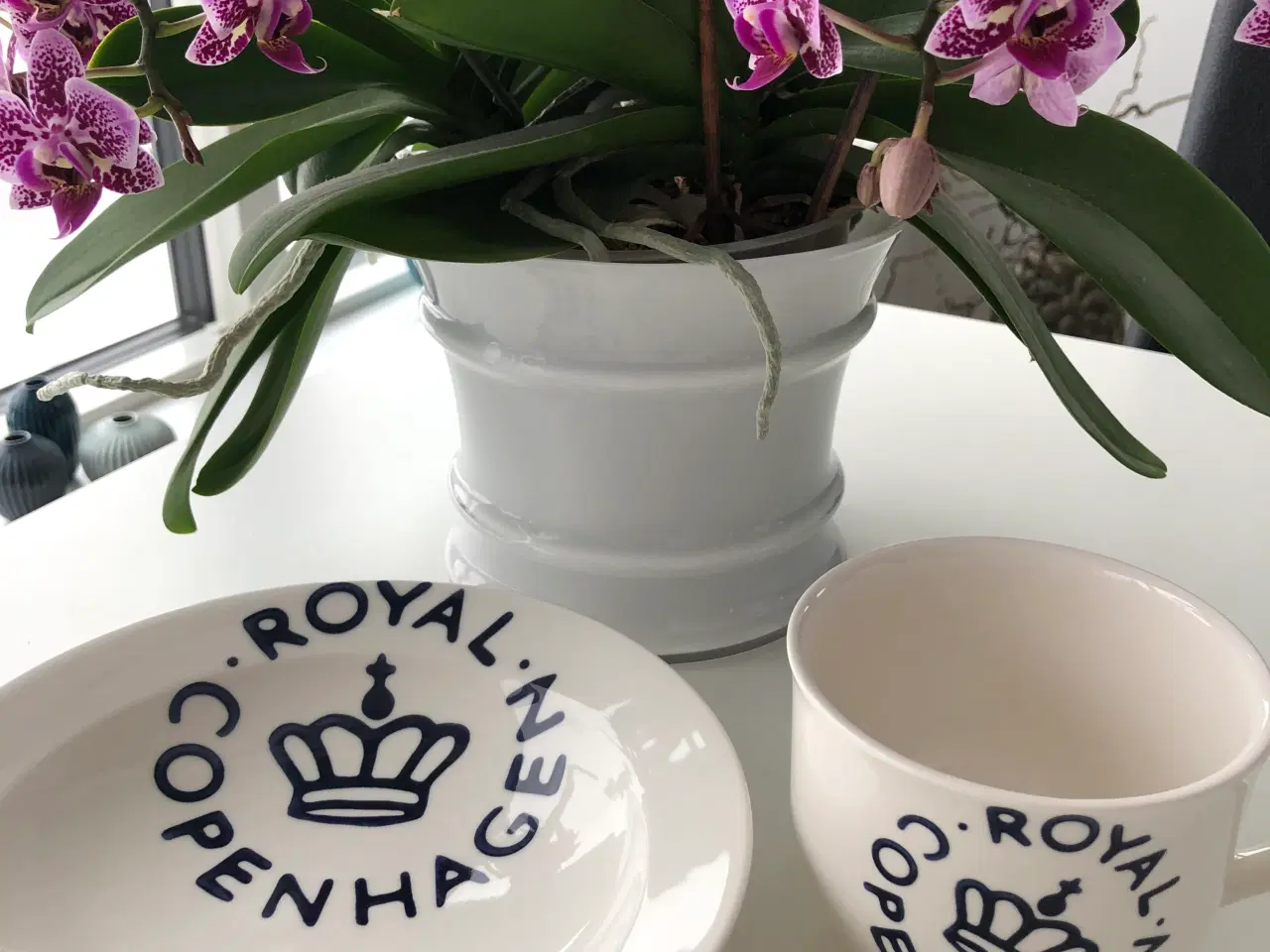 Billede 1 - Royal Copenhagen fajance nr. 704 & 084 1. sor.