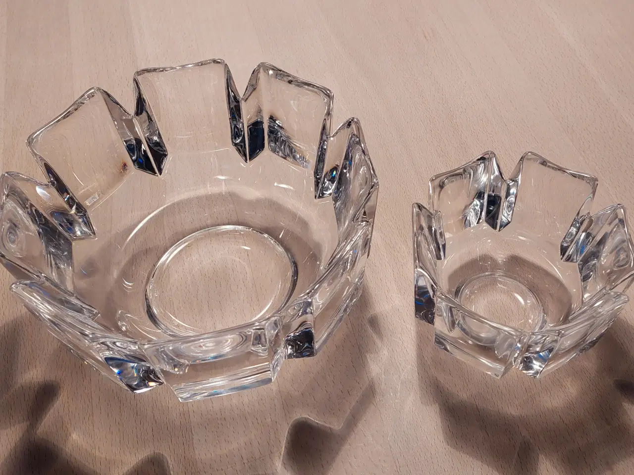 Billede 1 - Orrefors Corona, 2 stk. Krystalskåle Ø19 og Ø12