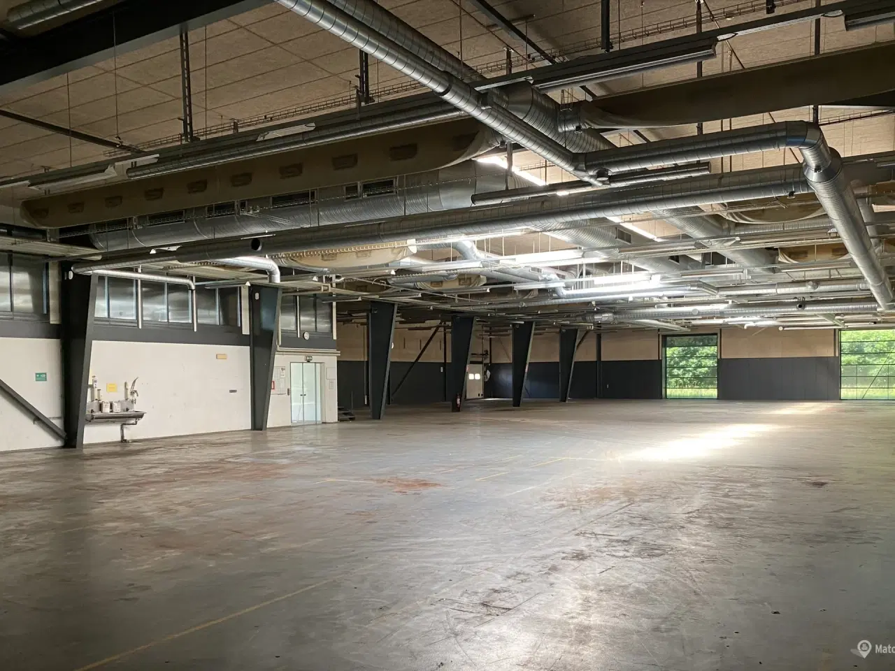 Billede 5 - lager + kontor