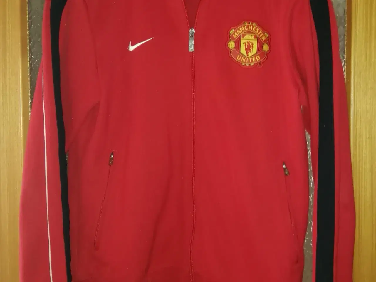 Billede 3 - MAN UNITED TRACK JACKET 2011-12, FLOT STAND STR M