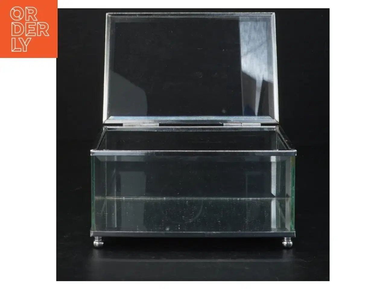 Billede 1 - Glasæske med låg fra Lisbeth Dahl(str. 15 x 10 cm)