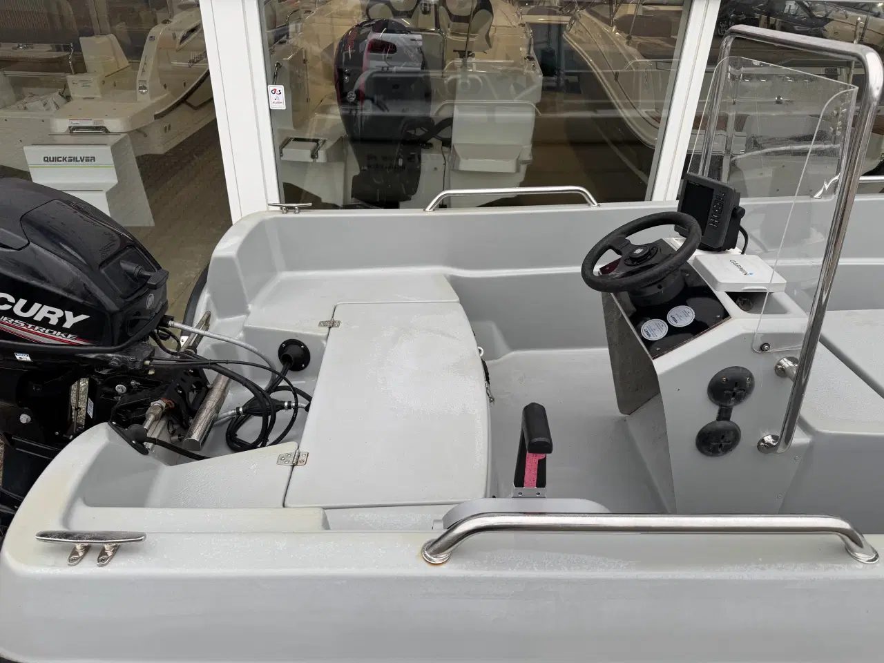 Billede 7 - 438 BF Big Fish med F20 Mercury ELPT 4 takt og 500 kg Brenderup bådtrailer