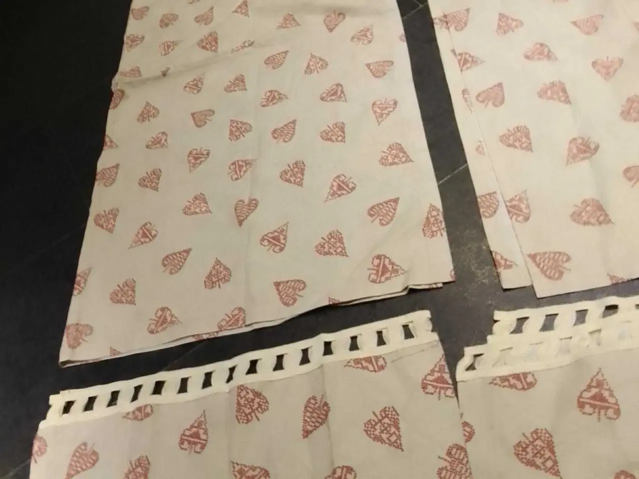 Billede 2 - Jule gardin fra daells varehus