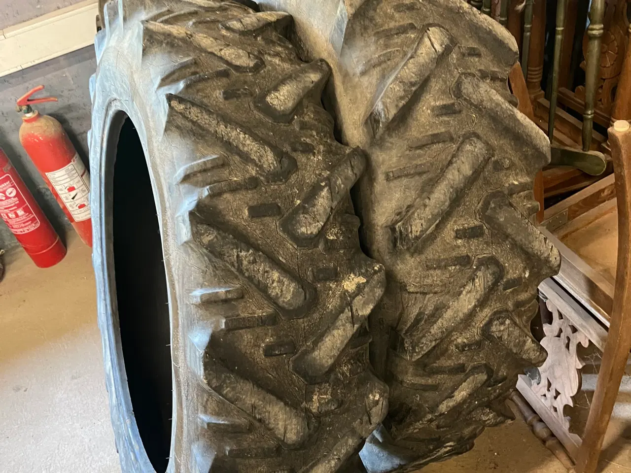 Billede 4 - Traktor dæk 12,4 r 32