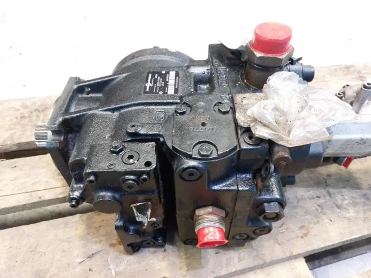 Billede 17 - New Holland FX 38 Hydraulikpumpe 84814889